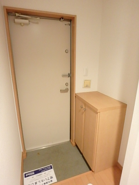 クレフラスト豊四季の玄関|毎日通る玄関はこちらです