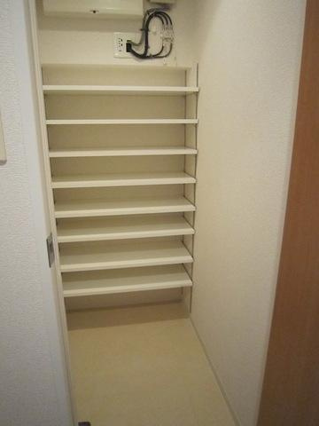 パークアクシス滝野川の収納|小物を収納するのに便利です