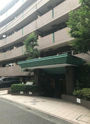 シルフィード南平台Bのエントランス|清潔なエントランスです