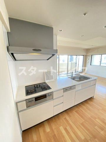 大阪市淀川区木川東２丁目の賃貸マンションのキッチン