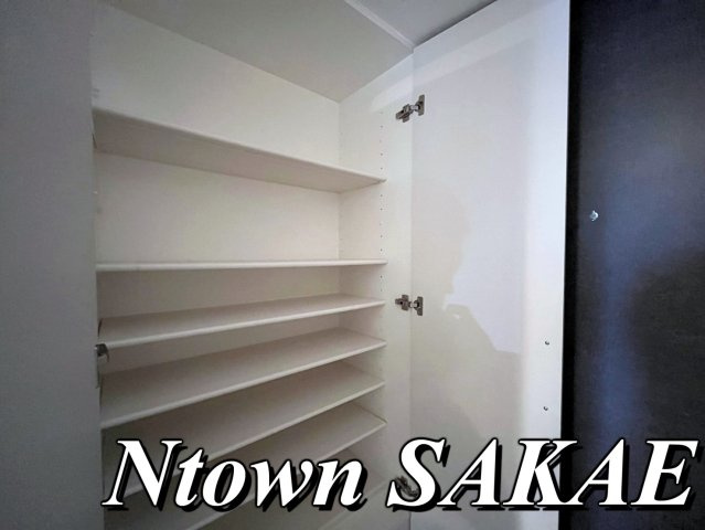 【収納】 | S-RESIDENCE葵 | シューズクロークです
