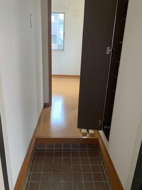 カルテット上池台の玄関