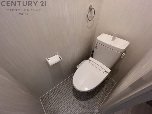温水洗浄便座付きのトイレです！