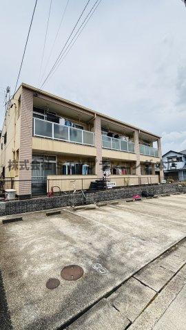 仲介手数料0円！グランドールの外観