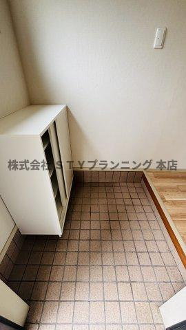仲介手数料0円！グランドールの玄関