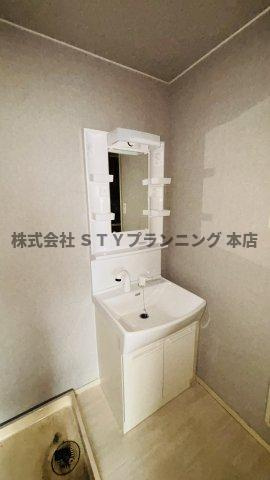 仲介手数料0円！グランドールの洗面所