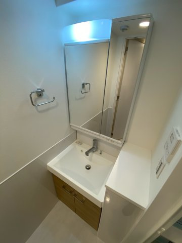 独立洗面化粧台付き☆