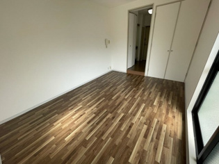 ２面採光の明るいお部屋です。