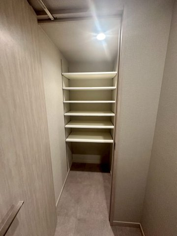 スプランディッド福島WESTの収納