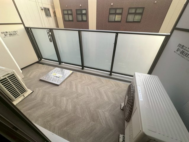 スプランディッド福島WESTのバルコニー