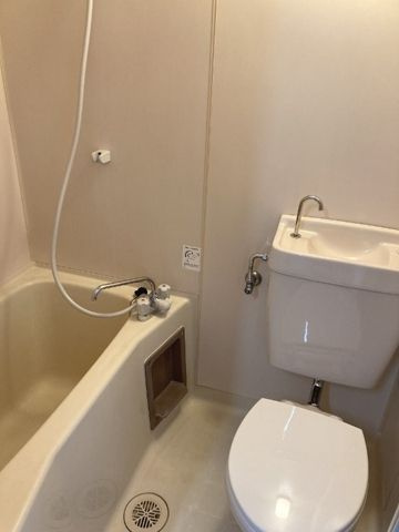 アミューズＶの浴室|他部屋参考写真