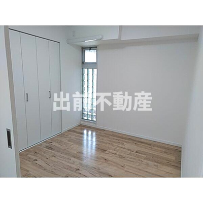 【洋室】 | 市谷左内坂ハイム