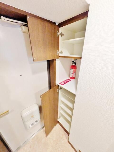 メインステージ茅場町の玄関