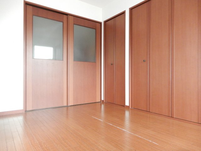 【寝室】