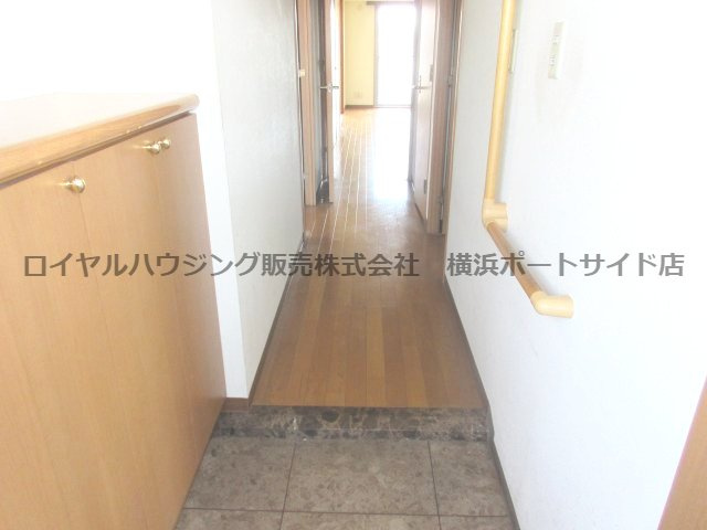 【玄関】