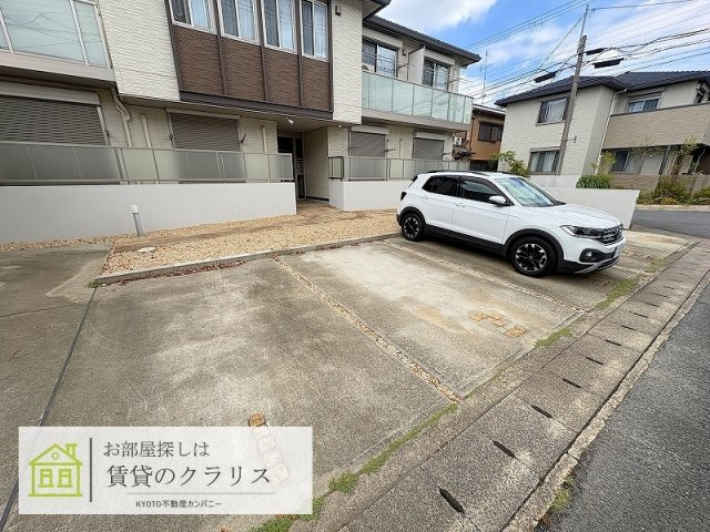 カサベルデYASHIROの駐車場