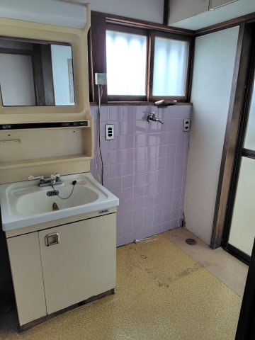 倉敷市白楽町中古住宅の脱衣所