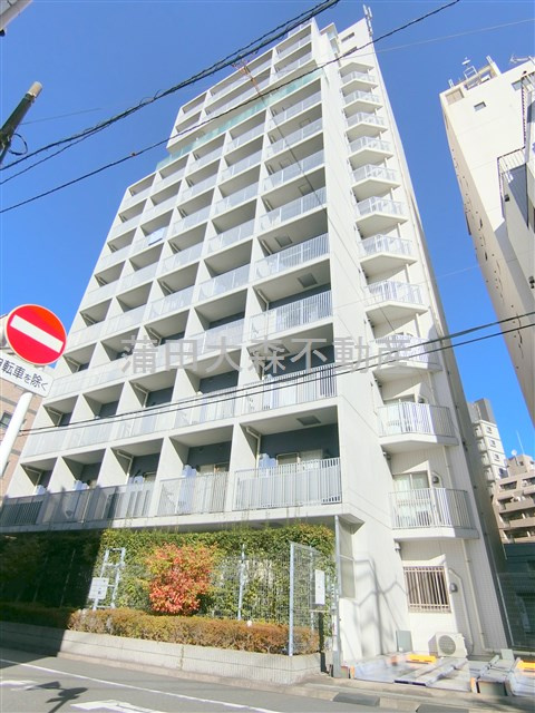 プラウドフラット蒲田Ⅱの外観|2008年2月築　RC鉄筋コンクリート造地上15階地下1階建て総戸数169戸の大型高級賃貸マンション　JR京浜東北線蒲田駅と、京浜急行本線京急蒲田駅利用可能な東京都大田区蒲田4丁目！