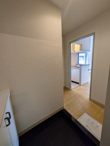 ローズマンションA28番館の玄関