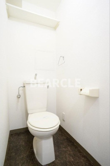 【トイレ】 | フィルハウゼ五条 | シンプルで使いやすいトイレです
