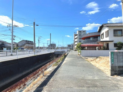 【前面道路含む現地写真】 | 東区三苫4丁目土地