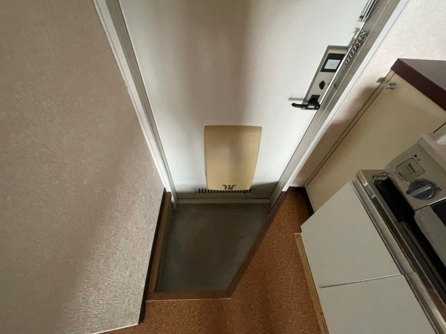 ラポール津田沼Aの玄関