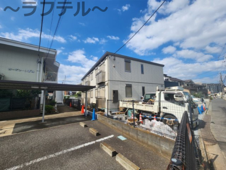 所沢市狭山ケ丘１丁目のアパート