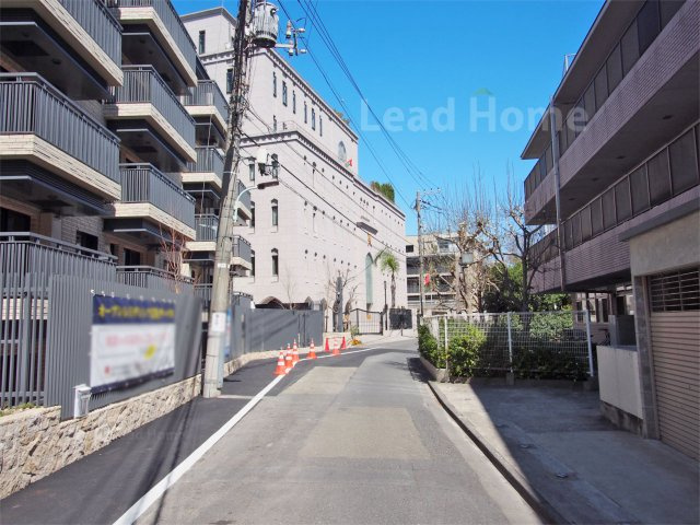 【その他】 | オープンレジデンシア広尾ザ・ハウス　サウスコート | 前面道路