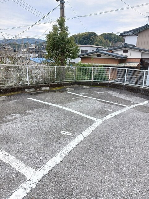 あうんハイツの駐車場|駐車場