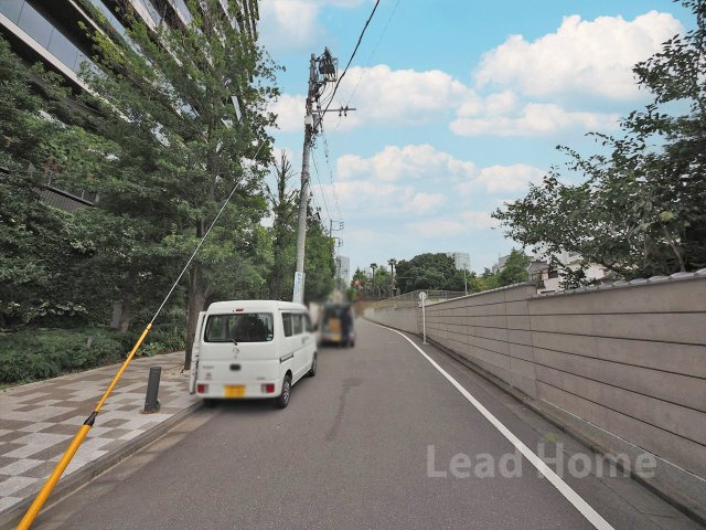 【その他】 | ＴＨＥＣＯＵＲＴ神宮外苑 | 前面道路