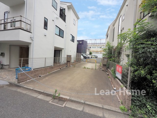【外観】 | 渋谷区神宮前3丁目 | 銀座線「表参道」駅まで徒歩約8分！都心へのアクセスが良く通勤や休日のお出かけも快適に行えます♪