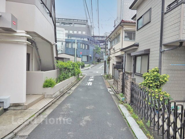 【前面道路含む現地写真】 | 渋谷区鶯谷町