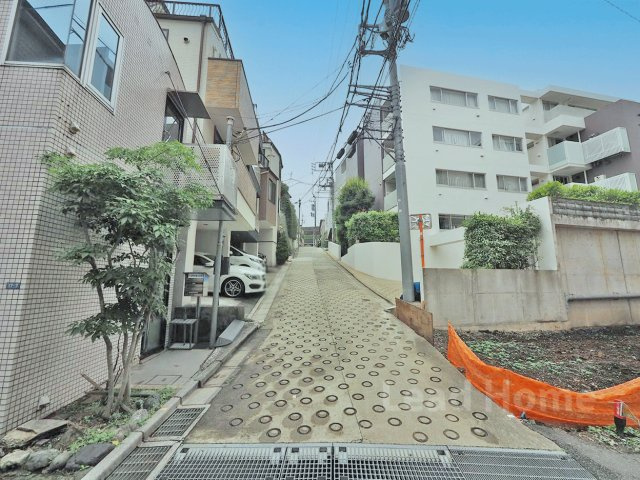 【前面道路含む現地写真】 | 渋谷区鶯谷町