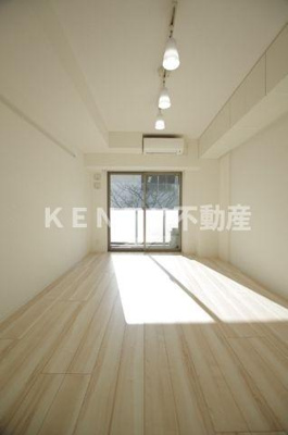 【居間・リビング】 | ブライズ蒲田EAST | ゆったり過ごせる居間です