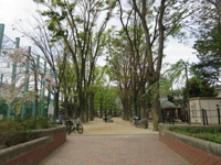 大宮前公園まで690m