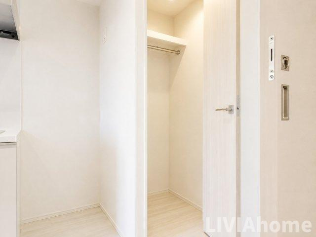 港区南青山７丁目の賃貸マンションの収納|同シリーズの参考写真です。実際の設備・内装は現況を優先とさせていただきます。