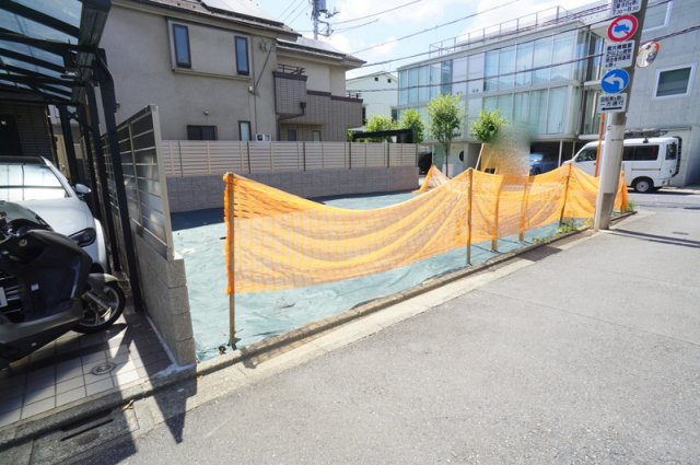 上目黒２　土地の外観|東急東横線「祐天寺」駅徒歩8分
東京メトロ日比谷線「中目黒」駅徒歩9分
JR山手線「恵比寿」駅徒歩19分
