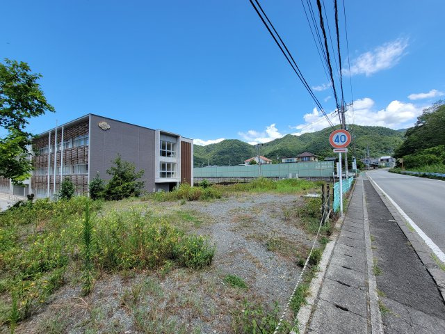 甲府市古府中町 建築条件なし売地　敷地159坪・整形地の画像