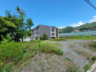 【外観】 | 甲府市古府中町 建築条件なし売地　敷地159坪・整形地 | 現況更地