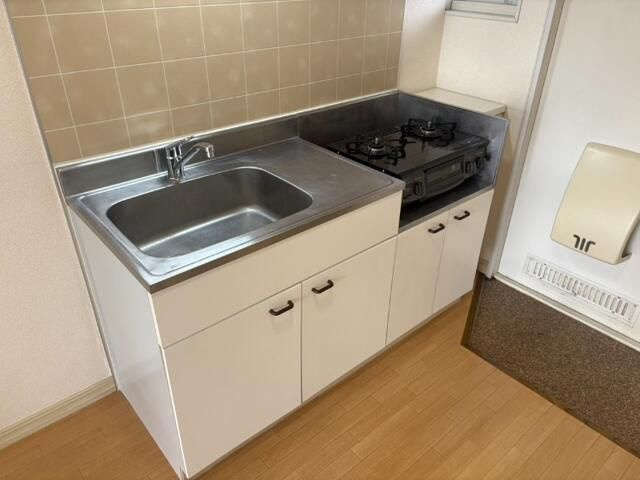 相模原市中央区矢部１丁目のアパートのキッチン