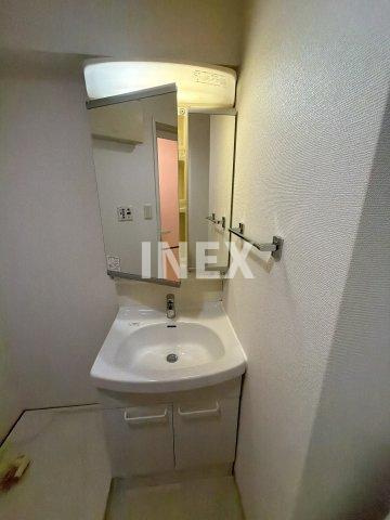 横浜市西区戸部本町の賃貸マンションの洗面所