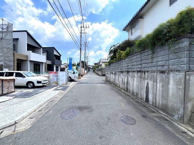 【その他】 | 福岡市南区鶴田2丁目6期　1号棟（全4区画）【仲介手数料無料・0円】 | 現地写真。前面道路です。