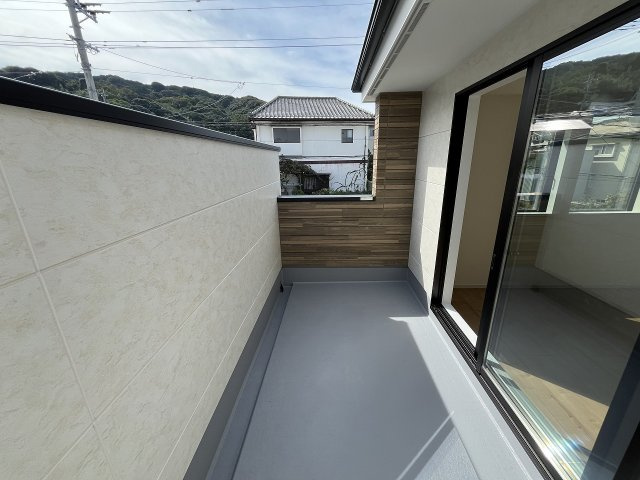 【バルコニー】 | 福岡市南区鶴田2丁目6期　1号棟（全4区画）【仲介手数料無料・0円】 | 現地写真。
