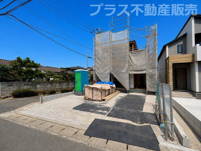 【外観】 | 福岡市南区鶴田2丁目6期　1号棟（全4区画）【仲介手数料無料・0円】 | 現地写真。プラス不動産販売なら、現場の全ての棟をまとめてご見学頂けます。