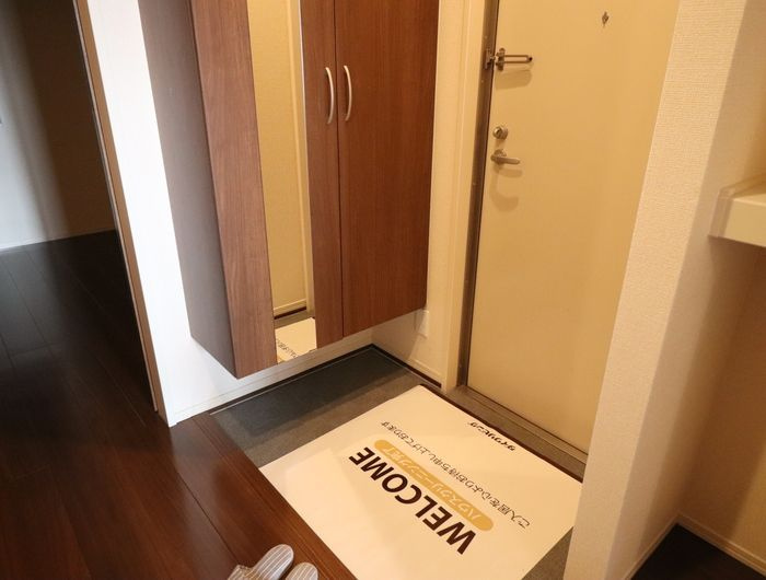シェラール・インターの玄関