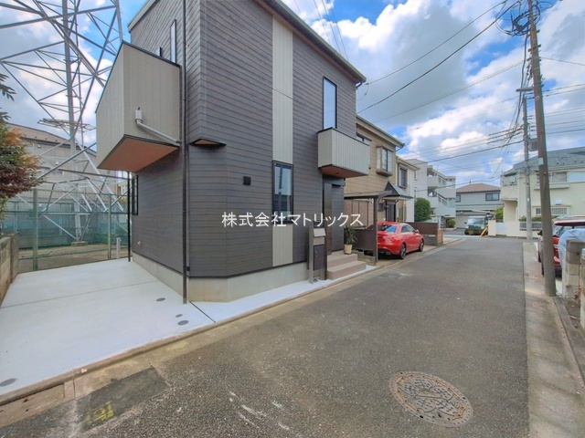 練馬区西大泉5丁目　ZEH水準　快適コンパクト住宅　限定1棟の前面道路含む現地写真