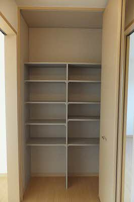シャーメゾン北久保 B棟の収納|十分な収納スペースがあります