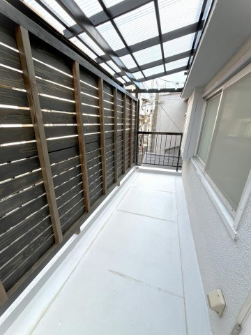 黒原城内町リノベ戸建のバルコニー