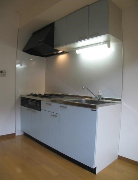 グランプエルタのキッチン|別部屋参照写真