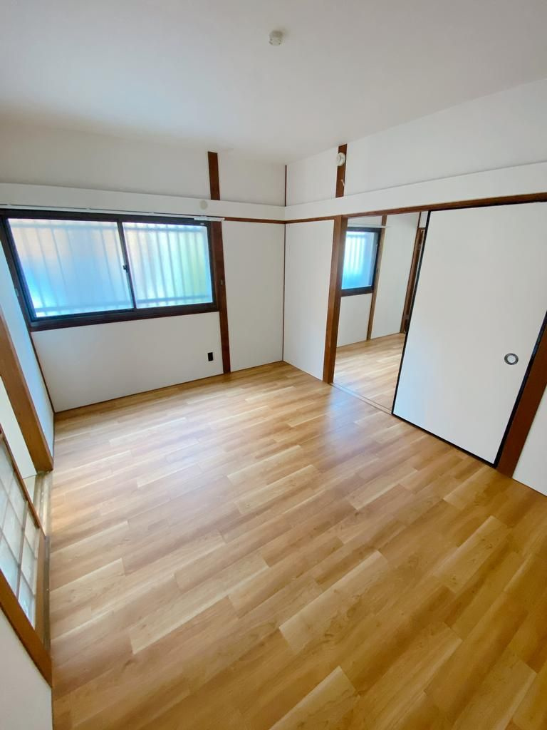 寝屋川市豊里町テラスの居間・リビング